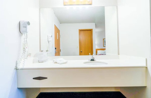 Texhoma Hotel | Comfortable Texhoma Lodging Perfect for a Relaxing Night