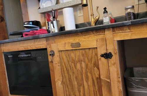 Deadwood Apartment | Comfy stay with loft and murphy bed, sleeps up to four.