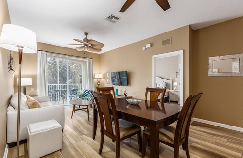 Windsor Hills Condo | Comrow Hideout | Second Floor Condo with Kids Bedroom and Upgraded Kitchen
