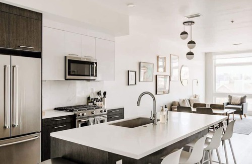 Highland Condo | Contemporary Cool Lifestyle Loft | Zuni Lofts