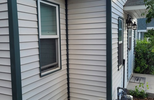 Mountain View Cottage | Convenient 1-bedroom cottage in Moutain View