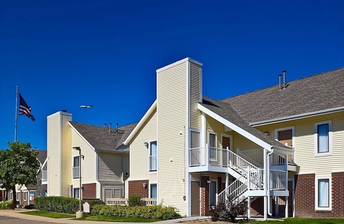Westlake Apartment | Convenient Stay in Westlake! Kitchen, Free Parking, Pets Allowed