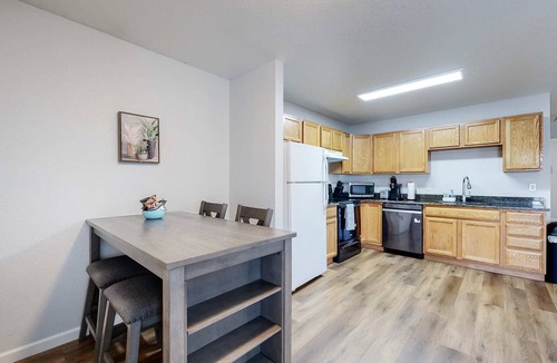 Brighton Apartment | Convenient Two King Near Everything Fun