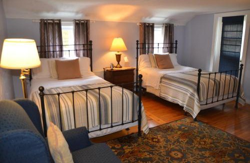 Cornwall Bridge Hotel | Cornwall Inn