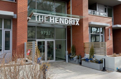 North Central Edmonton Apartment | Corporate Stays - Spacious 2BR Apartment with Luxury Amenities and Modern Design