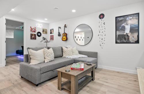 Spruce Grove House | Cosmic Game Room, Yard & Close to WEM
