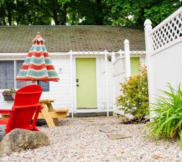 Wolfeboro Apartment | Cottage 3 - Queen and Full Beds Child Loft w 2 Twins Private Bath Kitchenette Pets Allowed Fee applies