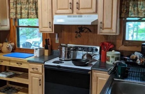 Lake George Cabin | Cottontail Cabin at the Adirondack Lodge =- 5 mins to Lake George Village