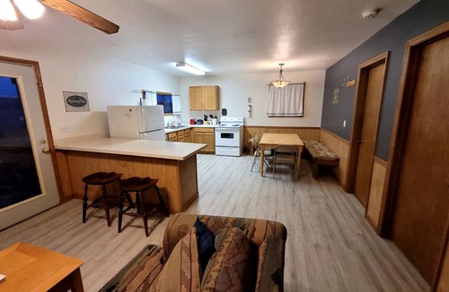 Big Horn County Cabin | Cottonwood Camp