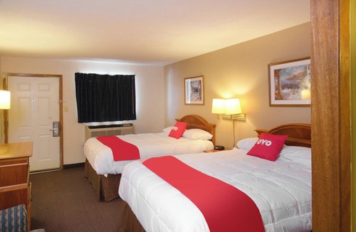 Guymon Hotel | Couple’s Retreat: 3 Rooms with Free Parking & Nearby Attractions!
