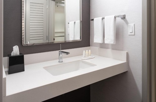Hunt Club Hotel | Courtyard by Marriott West Palm Beach