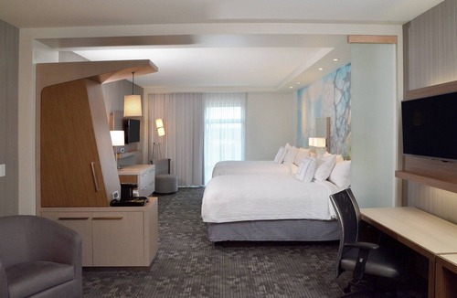Canfield Hotel | Courtyard by Marriott Youngstown Canfield