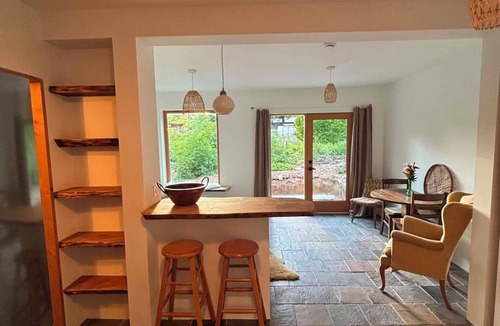 Duncan Apartment | Cowichan Valley Garden Retreat Near Bakeries, Vineyards, Trails & River Swims