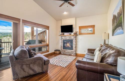 Estes Park House | Coyote Ridge Condo