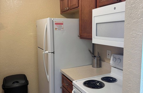 Delray Beach Apartment | Cozy 1-bedroom apt. in charming Downtown Delray Beach two blocks from Atlantic