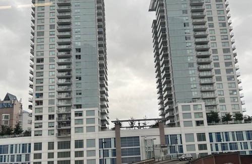 New Westminster Apartment | Cozy 1-Bedroom in the heart of New Westminster