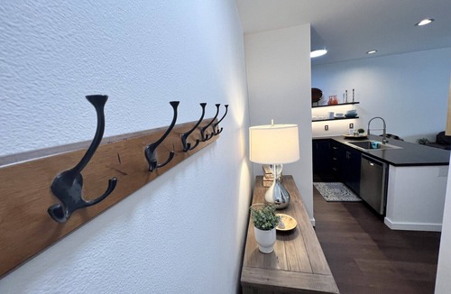 Emma Condo | Cozy 1-bedroom condo in charming Basalt with walkability to Willits Town Center,