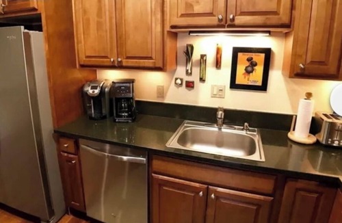 Snowmass Village Condo | Cozy 1-bedroom condo ski in/out in a beautiful in Snowmass Village.