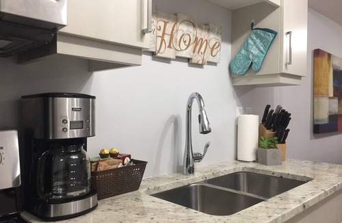 Stonebridge Apartment | Cozy 1bed suite in Stonebridge. 5-star location