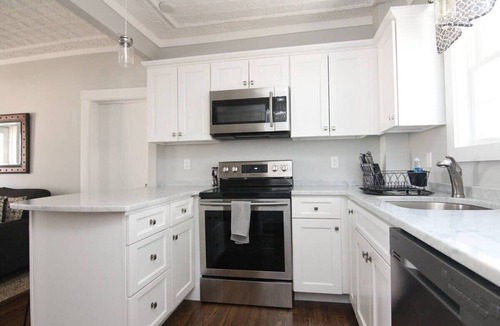 Wolfeboro Apartment | Cozy 1BR Getaway Steps from Lake Winnipesaukee