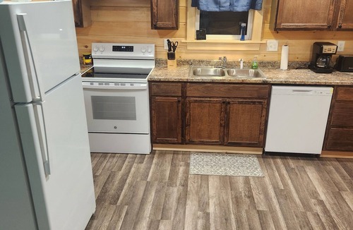 Bingham House | Cozy 2-bedroom house in Bingham with direct trail access