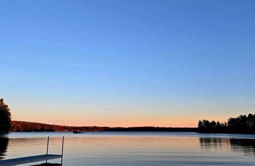 South Casco House | Cozy 2-bedroom Tiny Home with hot tub, A/C, boat ramp access to quiet lake