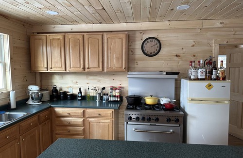 Franklin Cabin | Cozy 3-bedroom cabin in charming Franklin for your getaway