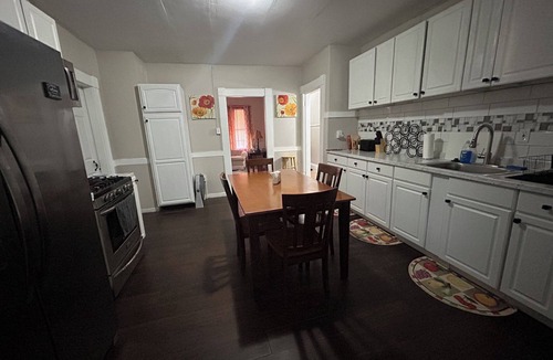 Indian Orchard Apartment | Cozy 3bd 1ba Free Parking