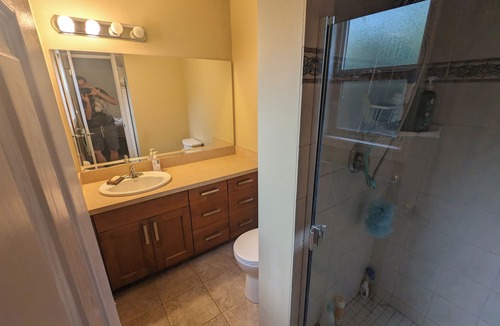 West Kelowna Estates House | Cozy 4-bedroom house with WiFi, AC in enjoyable West Kelowna