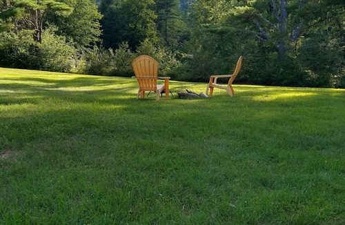West Ossipee House | Cozy 4 season waterfront cottage in the white mountains on the bearcamp river!