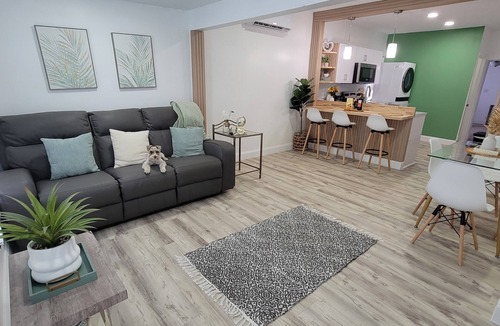 Flagami Apartment | Cozy/6PPL/2BR/Wifi/AC/Patio/BBQ/W&D/free parking apartment in Miami