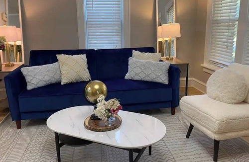 Mayfield Heights House | Cozy and Spacious 3 b 1.5 Bath