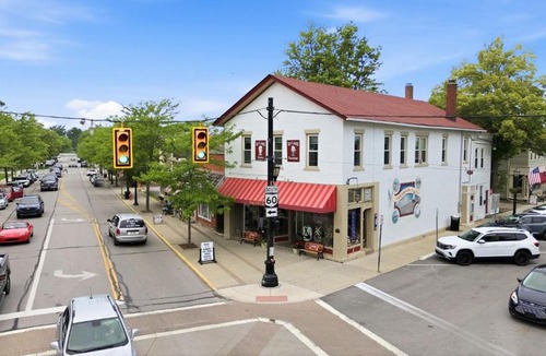 Vermilion Apartment | Cozy Apartment Heart of Vermilion Sleeps 4
