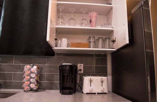 Hinton Apartment | Cozy Basement Apartment Near Jasper – Private, Modern, and Perfect for Couples