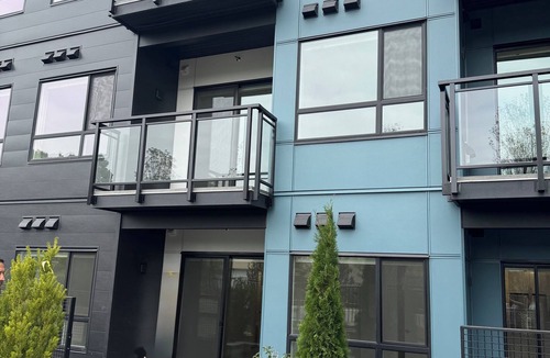 Abbotsford Condo | Cozy brand new 1 bedroom Condo , close to Hospital , UFV & downtown Abbotsford.