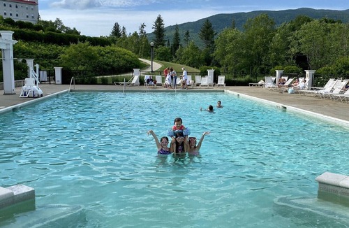 Carroll House | Cozy Bretton Woods Townhome, 1 Gig Wifi, Views Next Door to Mt Washington Resort