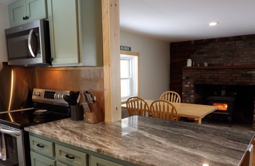 East Burke House | Cozy Cabin Close to Kingdom Trails