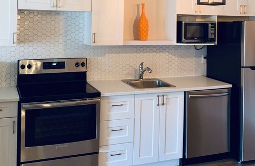 Moose Jaw Condo | Cozy chic condo with all amenities