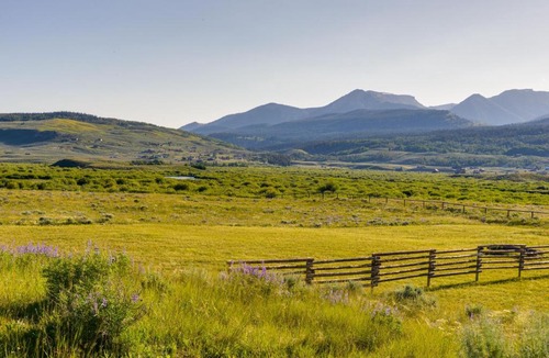 Cora House | Cozy Cora Studio Cabin w/Wind River Mtn Views
