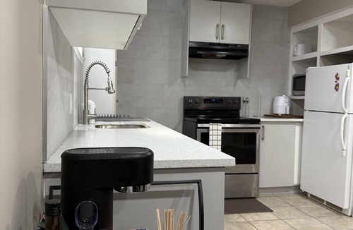 Calgary House | Cozy guest suite in NE Calgary | 10 mins from Calgary Airport
