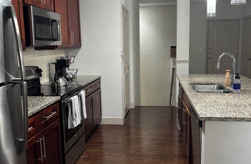 Miramar Apartment | Cozy Modern 2-bedroom apartment in charming Miramar with fitness room