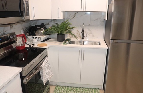 Southeast Edmonton Apartment | Cozy new basement suite in Maple Crest w/private entry & parking