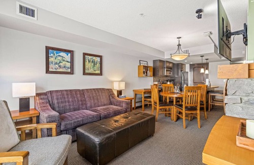 Dead Man's Flats Condo | Cozy Oasis: 2BR w/Hot Tub & Gym, 10 Mins to DT