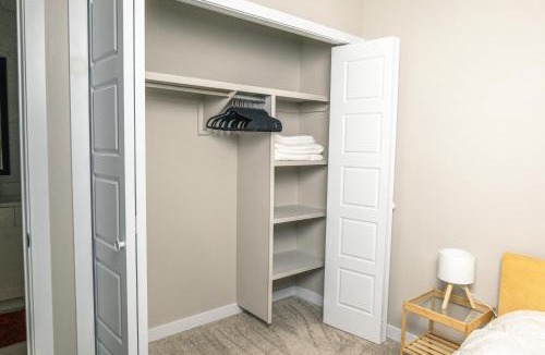 West Edmonton House | Cozy room with private bathroom minutes to West Edmonton Mall
