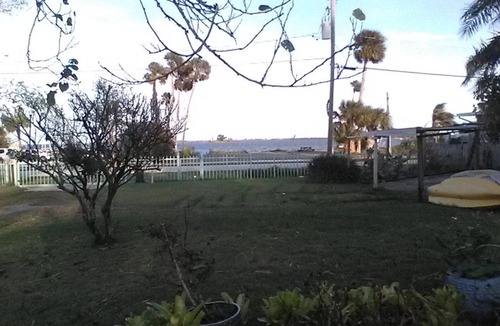 Sebastian Cottage | Cozy secluded cottage in center of town