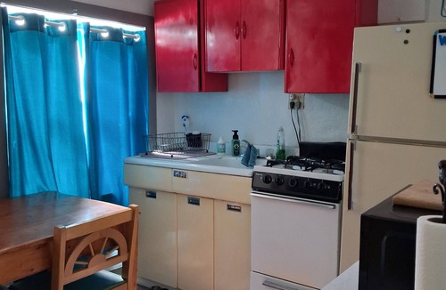 Lake City Apartment | Cozy studio apt.in the heart of town