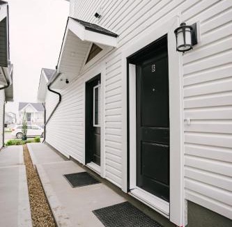Regina Apartment | Cozy & Stylish 1BR Suite