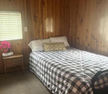 Rapid City House | Cozy Tiny Cabin 8 in Rapid City, SD