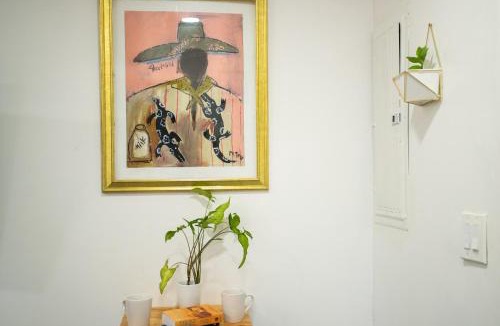 Little Haiti Villa | Cozy Tiny Home - Hidden Gem!