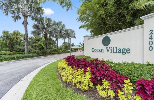 Fort Pierce Condo | CP 813 Golf Course View Condo - Paradise Vacation Rental in Ocean Village